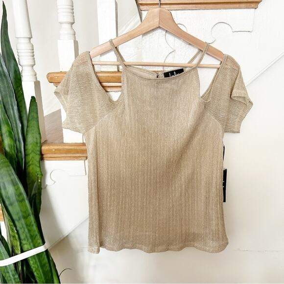 NWT Lulus Hustle Gold Metallic Shimmer Apron Neckline Off the Shoulder Top Sz M - Picture 2 of 9